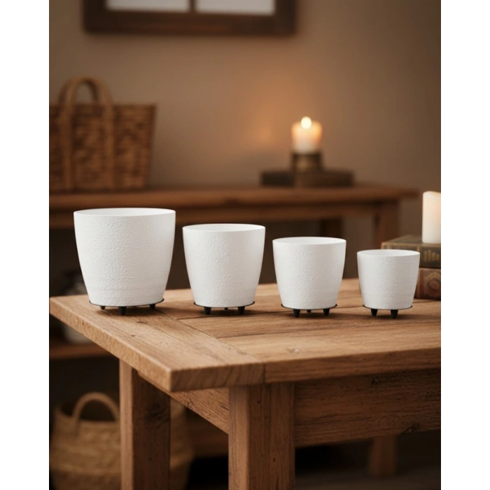 4’lü 3D Şık Beyaz Saksı Seti Modern Ayaklı Dekoratif Vazo