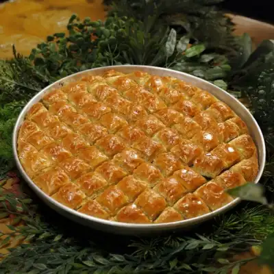 Kare Baklava
