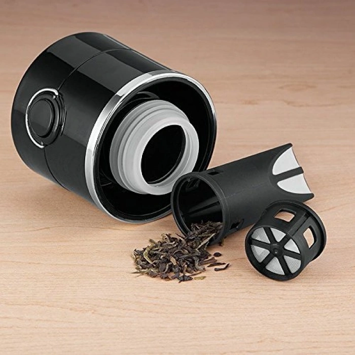 0.47 lt Kapasiteli Siyah-Beyaz Termos Mug