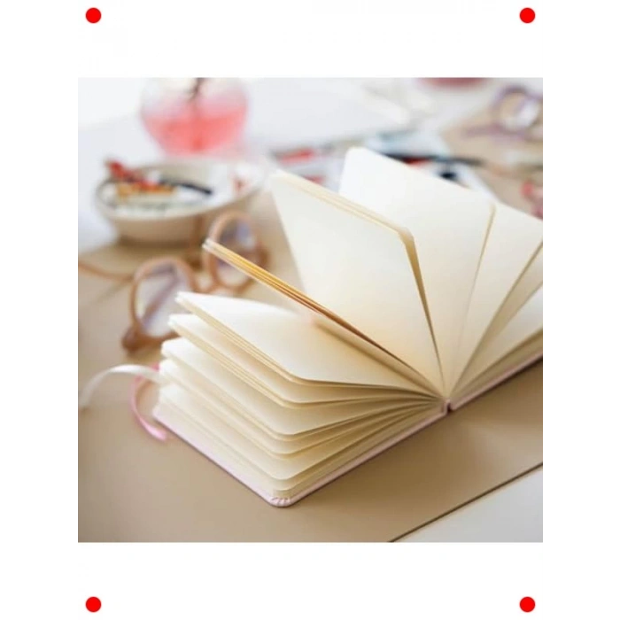 12x12 cm Kare Sert Kapak Eskiz Defteri - Lila