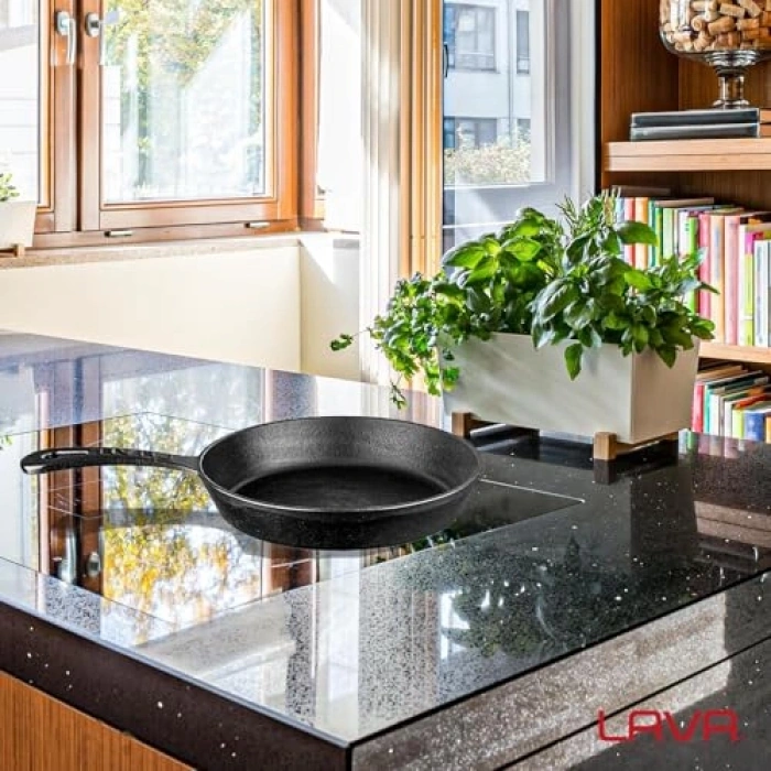 20 cm Yuvarlak Döküm Tava, Metalik Yapı