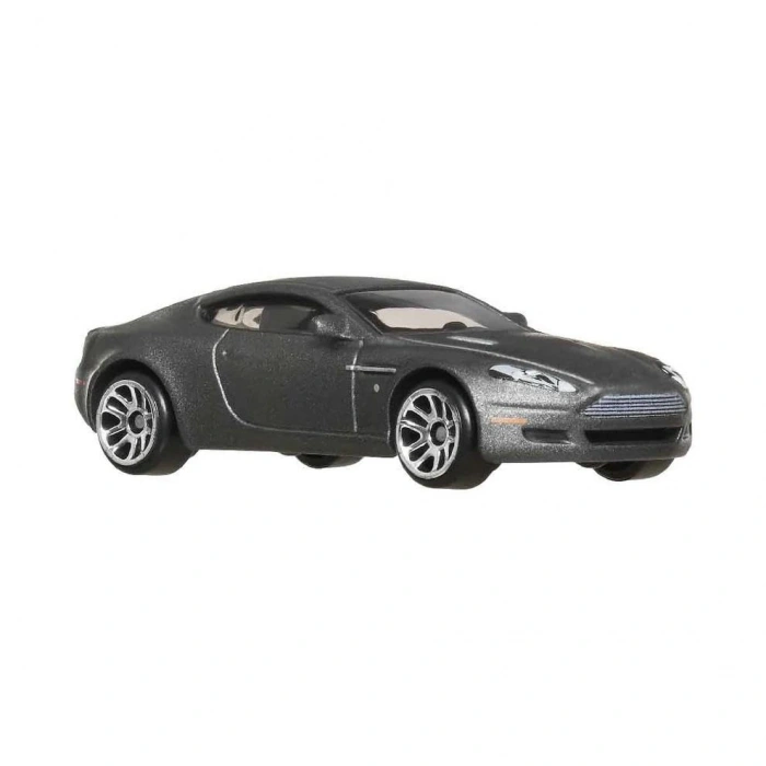 2005 Model Aston Martin DB9 Araç