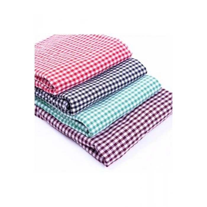 75x75 cm Kırmızı Pötikare Masa Örtüsü ile Sofra Hazırlığı