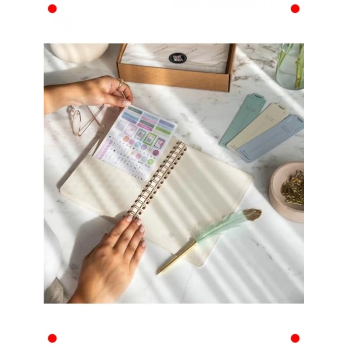 A5 Keten Kapaklı Pembe Spiralli Süresiz Ajanda