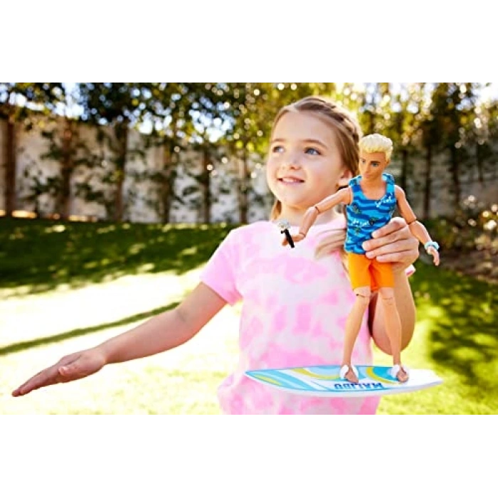 Bükülebilir Sarışın Barbie ve Plaj Temalı Aksesuar Seti