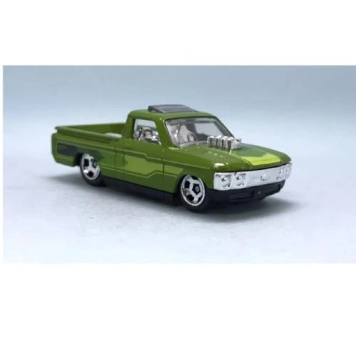 Chevrolet Custom 72 LUV Tekli Araç ile Hızlı Yarış Keyfi