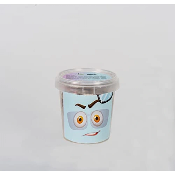 Çim Adam 3 - Gözlüklü -