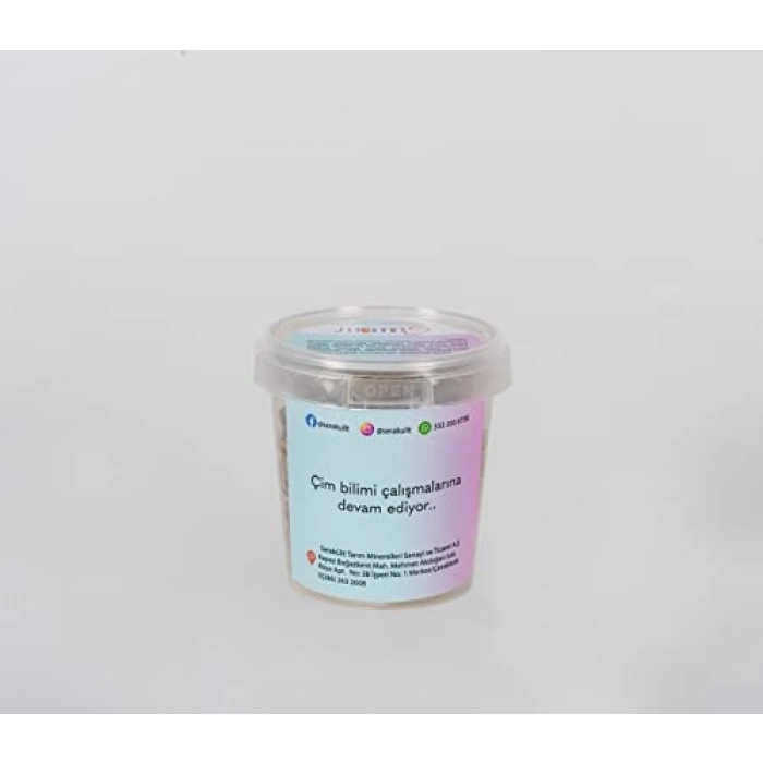 Çim Adam 3 - Gözlüklü -