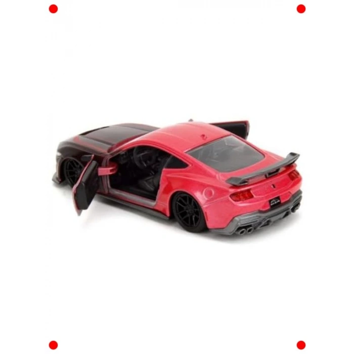 Diecast Model Araç: Ford Mustang Dark Horse