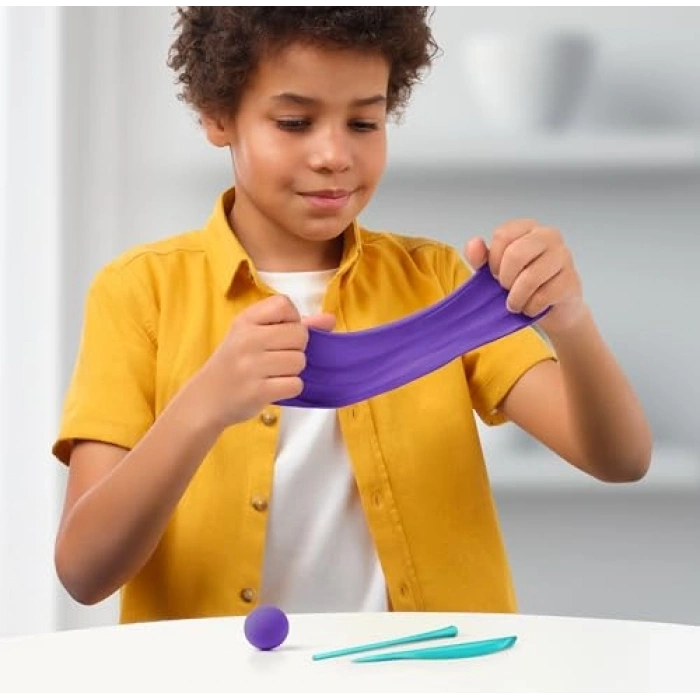 Dinozor Temalı Kendi Kendini Şekillendiren Kil Seti ile Eğlence