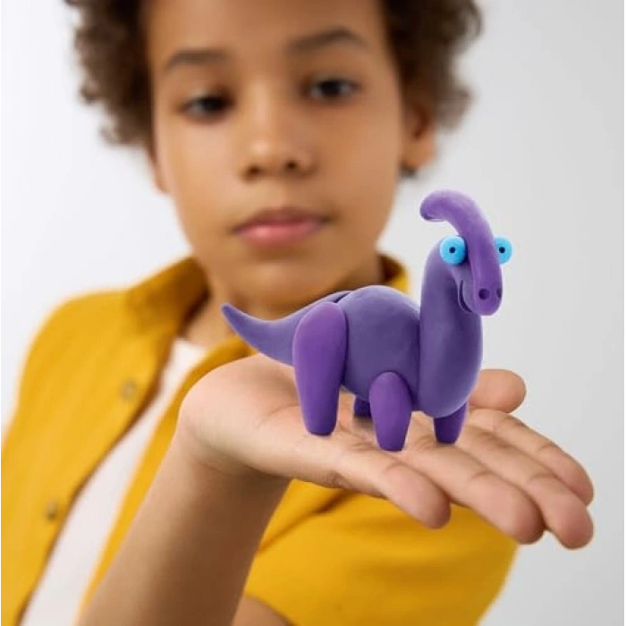 Dinozor Temalı Kendi Kendini Şekillendiren Kil Seti ile Eğlence