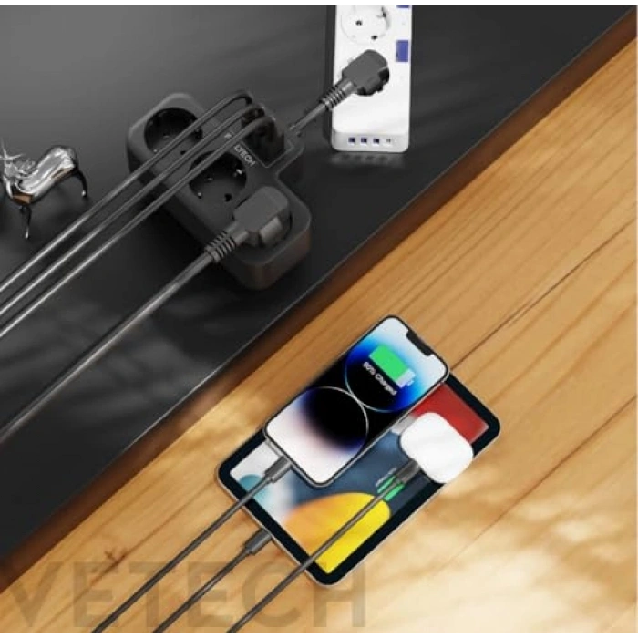 Duvar Tipi Akım Korumalı Priz, 3 Priz ve 2 USB Girişi ile Kullanışlı
