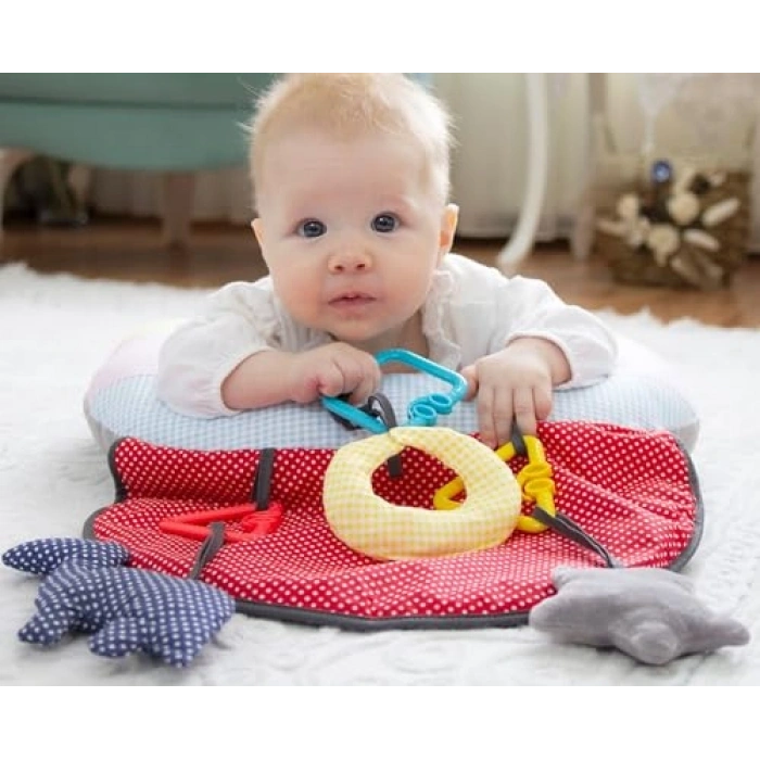 Eğitici Yastık, Oyuncaklı Tasarım