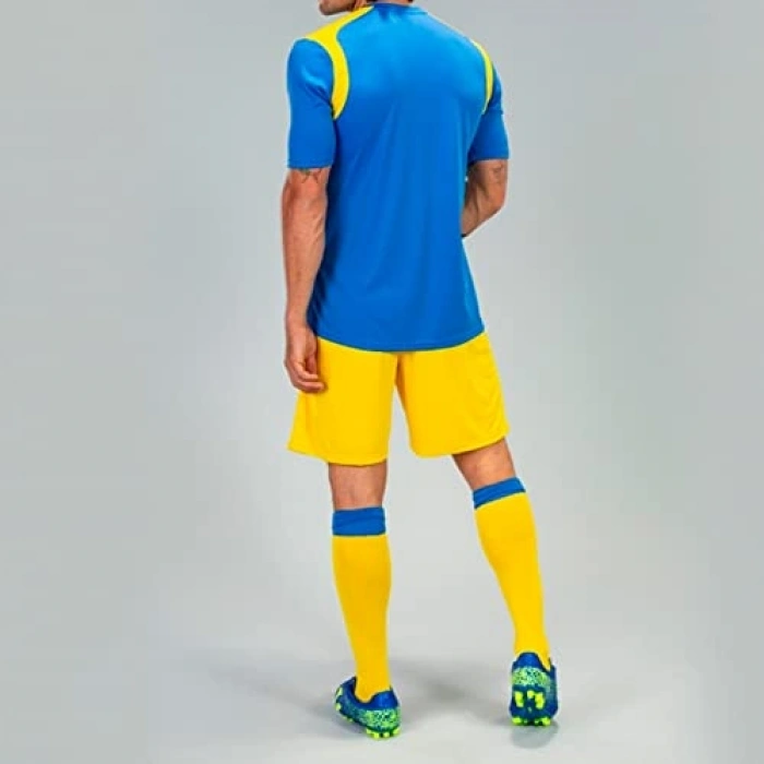 Erkekler için Konforlu Takım Şortu Seçenekleri