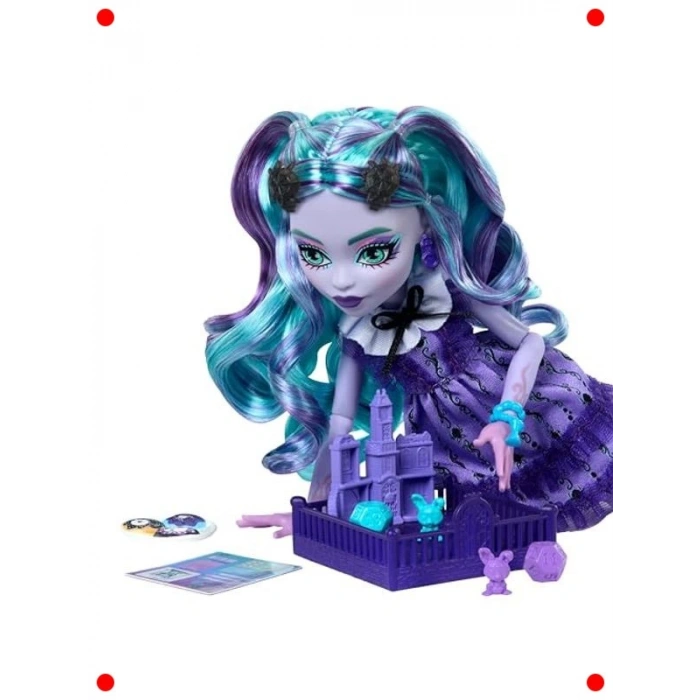 Gothik Tarz Bebek ve Aksesuar Seti