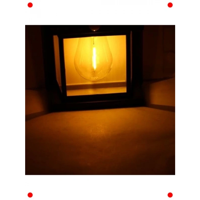 Güneş Enerjili Dış Mekan Aplik (Sarı Işık, Sensörlü)