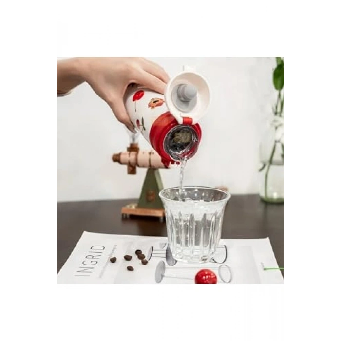 Hayvan Desenli Pipetli Termos, 480ml Kapasite ile Sevimli