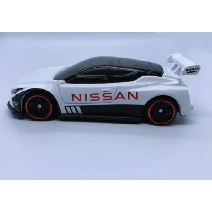 Hot Wheels, Nissan Leaf Nismo RC Modeli, Beyaz