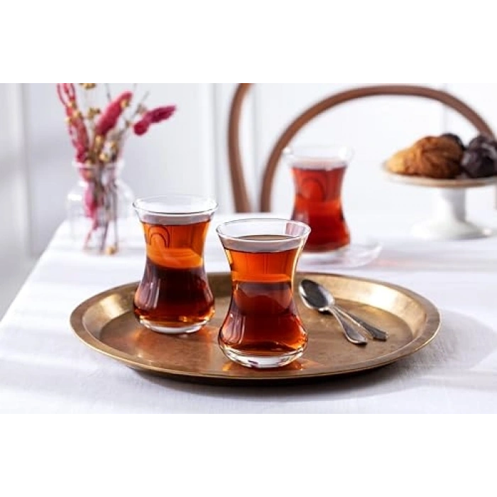 İnce Bellli 6lı Çay Bardağı Seti ile Keyifli İkramlar