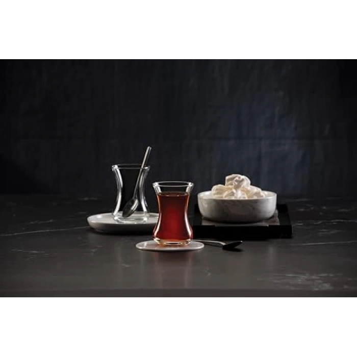 İnce Bellli 6lı Çay Bardağı Seti ile Keyifli İkramlar