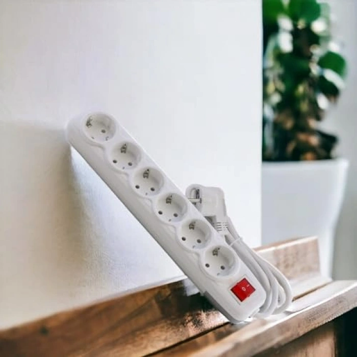 Kablolu 6lı Topraklı Grup Priz, 10 Metre, Düğmeli Anahtar