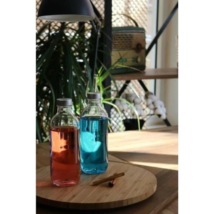 Kapaklı 500 cc Cam Su Şişesi ile Kolay Kullanım