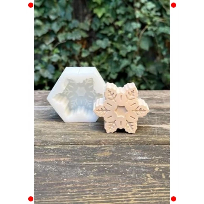 Kar Tanesi Şeklinde Silikon Mum Kalıbı - Kendin Yap
