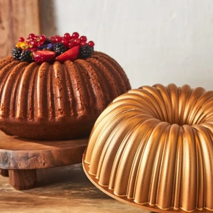 Karaca Cake  Dilimli Gold Döküm Kek Kalıbı