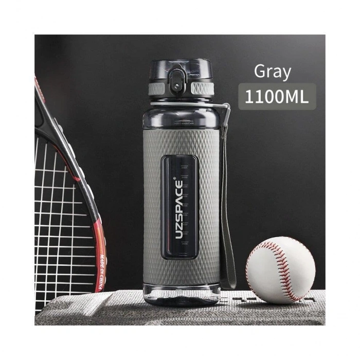 Kaydırmaz Gövdeye Sahip Gri 1100ml Silikon Korumalı Su Matarası