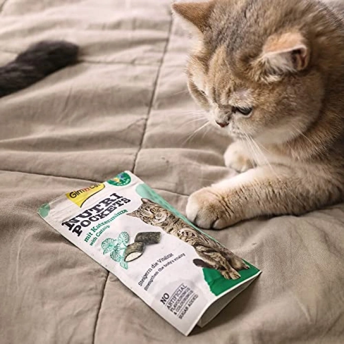 Kedi Otu ve Multi-Vitaminli Kedi Ödülü 60 gram
