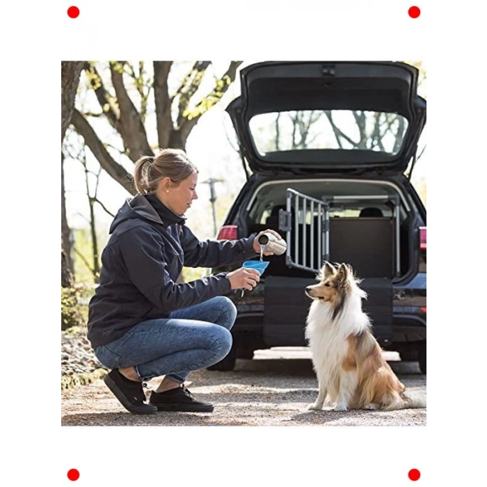 Köpek Seyahat Su Matarası ve Kabı 750ml