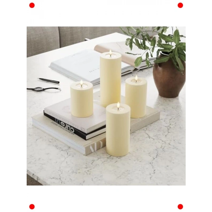Krem Rengi Alevsiz LED Mum - Gerçekçi Titreşimli Işık