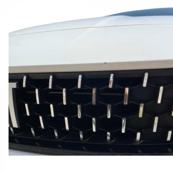 Krom Şablonlu Ön Panjur Sticker Seti - Egea Cross için Tasarım