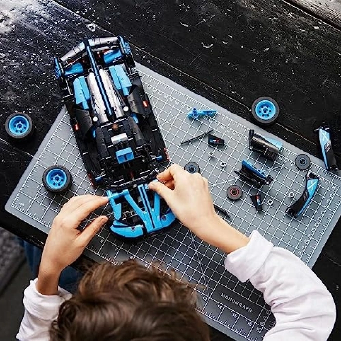 LEGO Technic 42162 Butti Bolide Agile Blue (905 Parça)