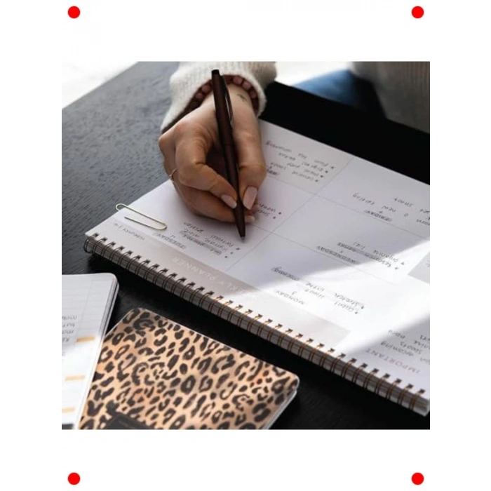 Leopar Desenli Süresiz Masaüstü Planlayıcı Seti (A4, 3lü)