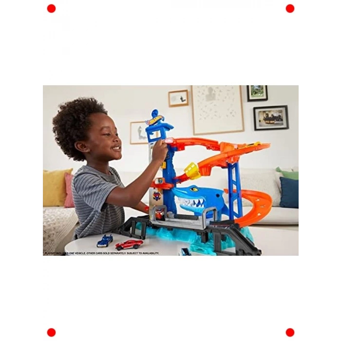 Macera Pisti: Köpek Balığı Kaçış Oyun Seti