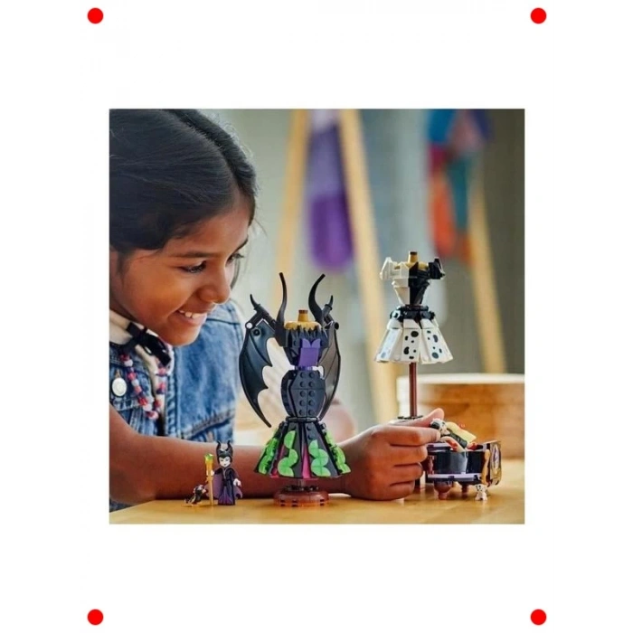 Masal Kötüleri Giysileri Yapım Seti - 524 Parça