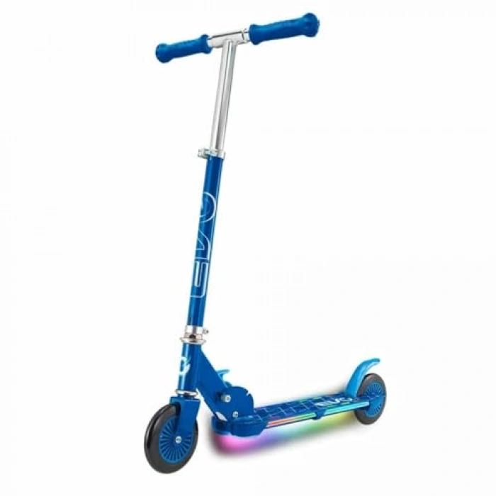 Mavi Işıklı 2 Tekerlekli Scooter ile Eğlenceli Yolculuk