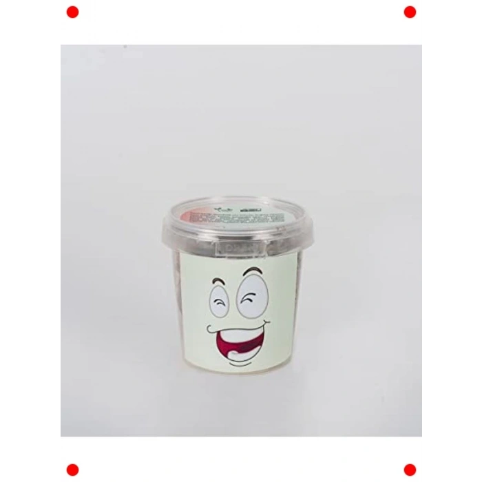 Mutlu Yüzlü Çim Adam Figürü