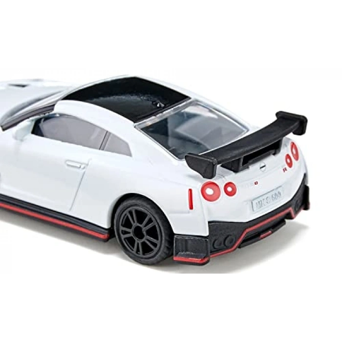 Nissan GT-R Nismo Oyuncak