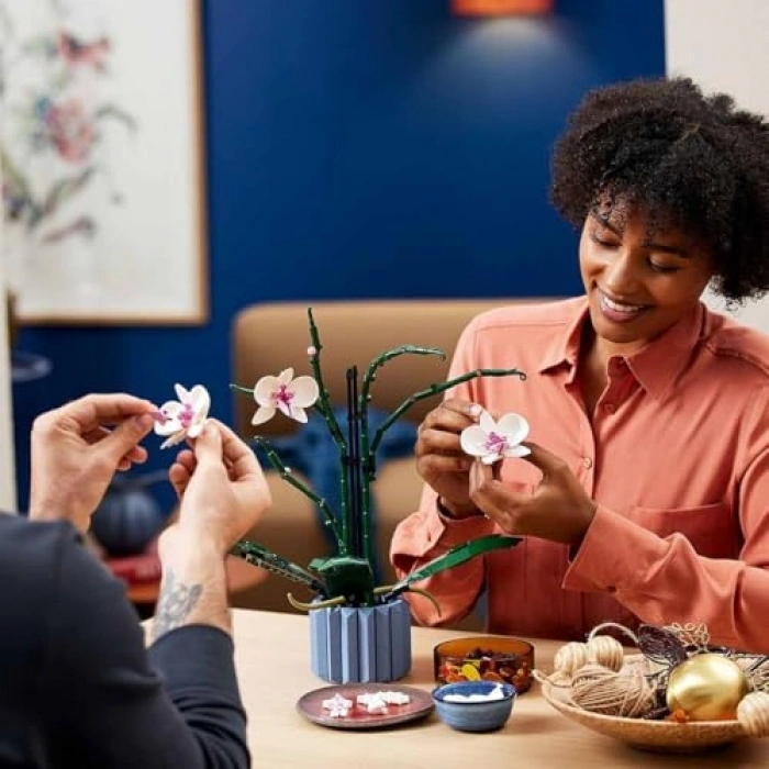 Orkide Temalı LEGO Seti, Eğlenceli Yapım