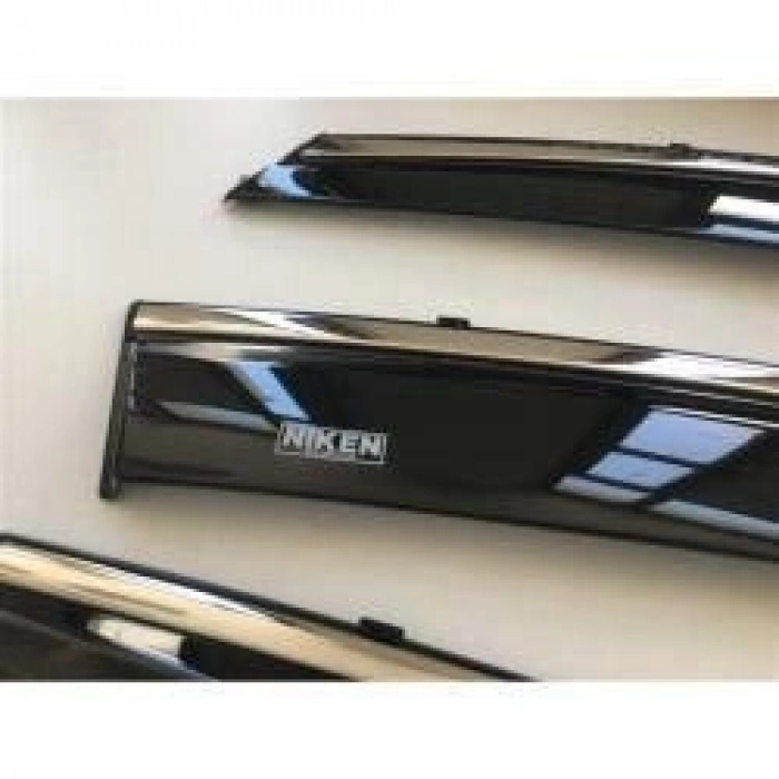 Renault Clio IV İçin Kromlu Cam Rüzgarlığı, 2013-2014