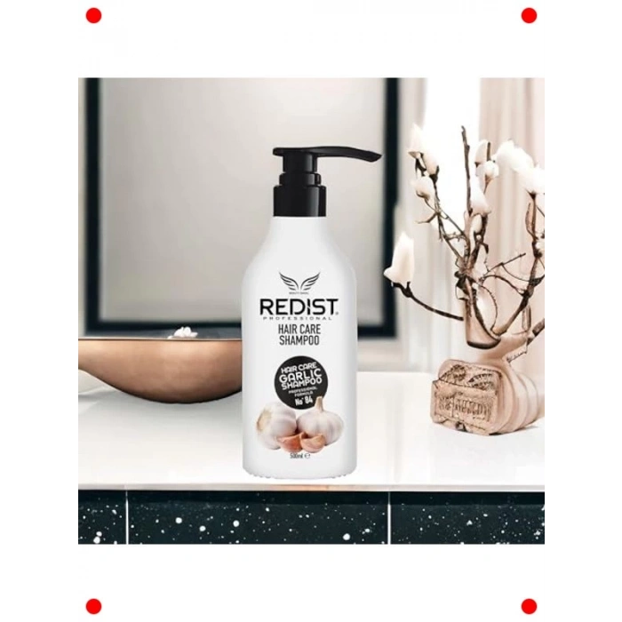 Sarımsak Özlü Besleyici Saç Bakım Şampuanı 500 ml