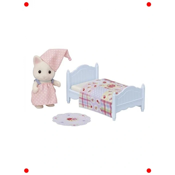 Sevimli Kedi Kız Figürü ve Uyku Takımı