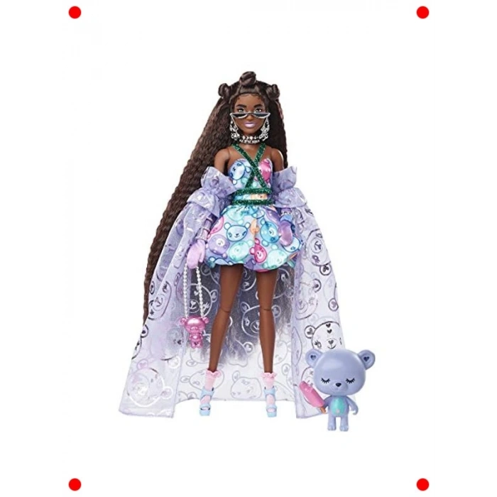 Şık Elbiseli Moda Bebek - Mor Kostümle Göz Kamaştırıyor