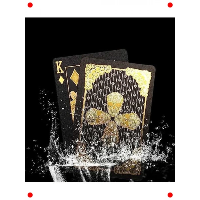 Şık Kuru Kafa Tasarımlı Oyun Kartları Destesi