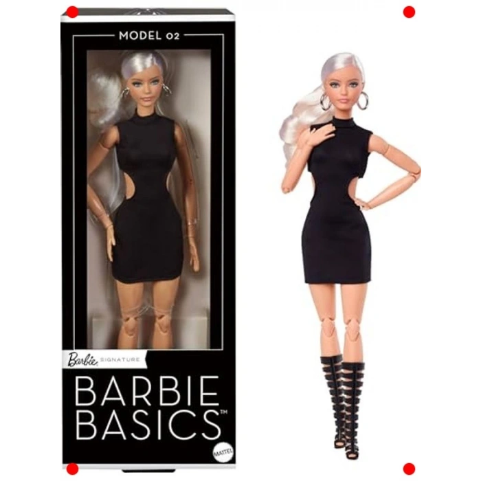 Şık Siyah Elbiseli Koleksiyon Bebek Figürü