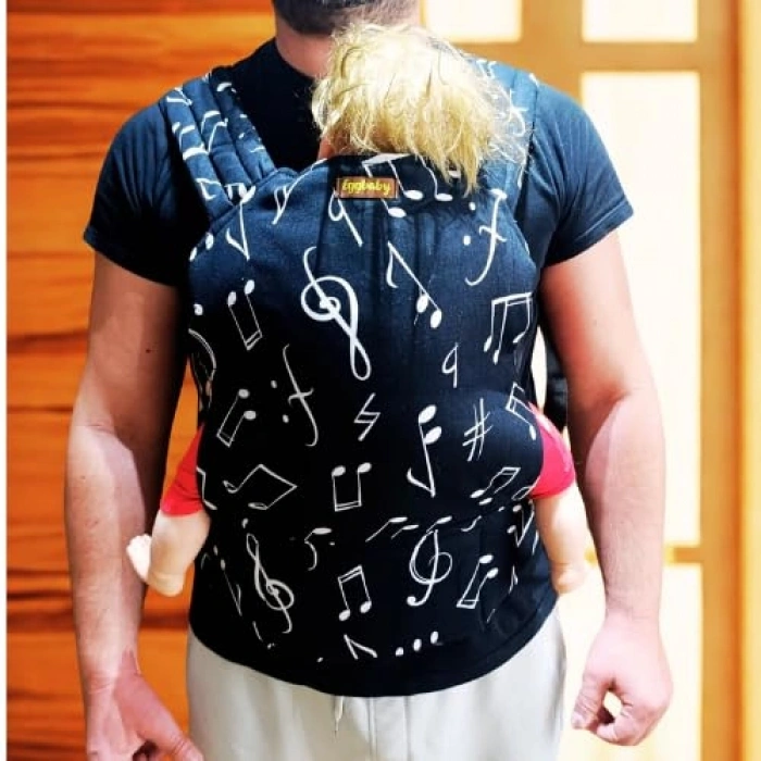 Siyah Bebek Taşıma Aparatı, Ergonomik ve Kullanışlı