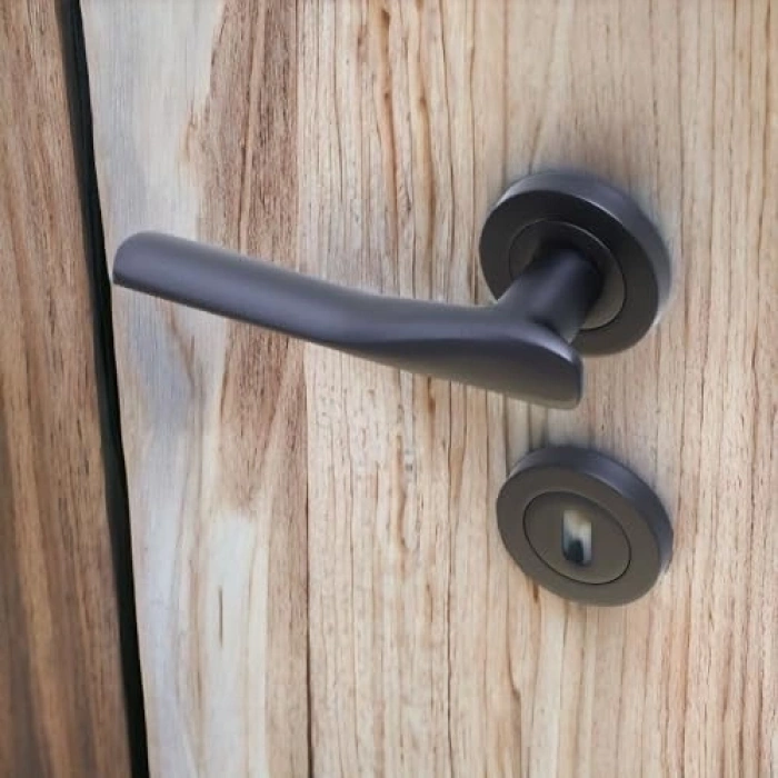 Siyah Daire Rozetli Oda Kapı Kolu ve Sürgülü Kapı Kulpu Seti