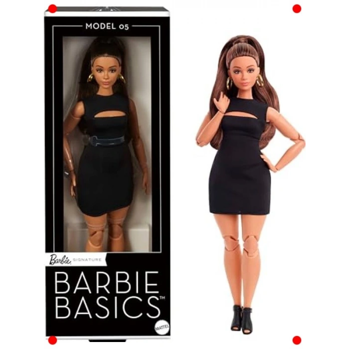 Siyah Elbiseli, Esnek Eklemli Koleksiyonluk Bebek